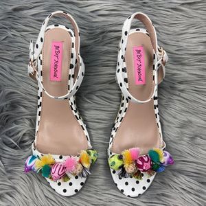 betsey johnson koko wedge sandals